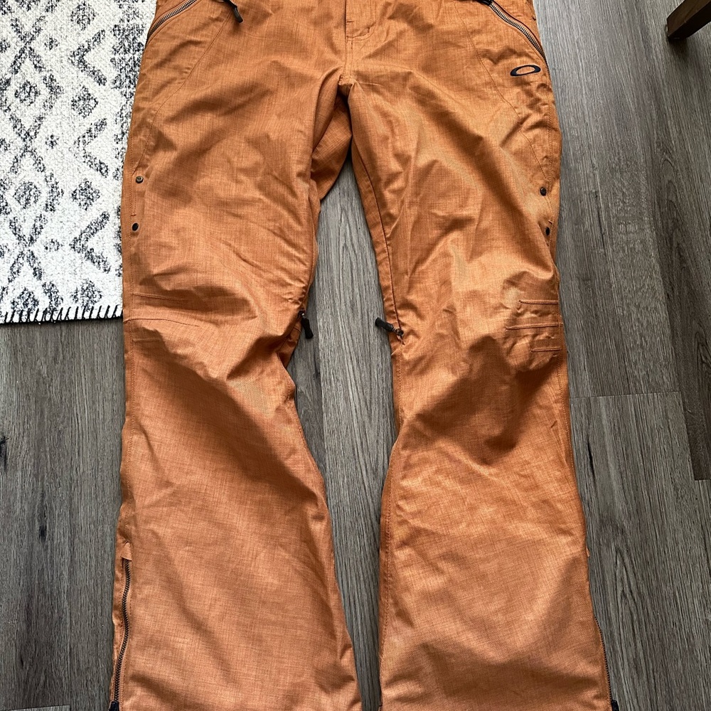 Women’s Oakley Snowboard Pants